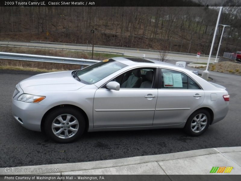 Classic Silver Metallic / Ash 2009 Toyota Camry LE