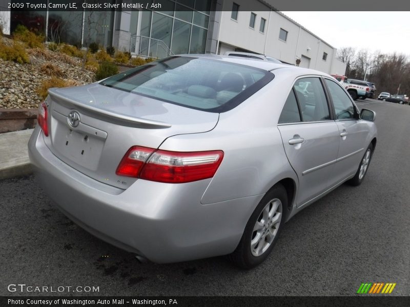 Classic Silver Metallic / Ash 2009 Toyota Camry LE