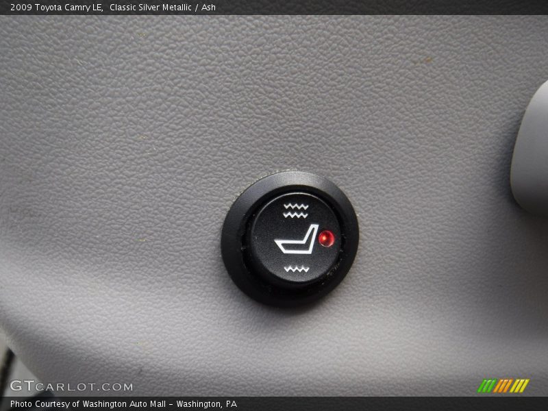 Classic Silver Metallic / Ash 2009 Toyota Camry LE
