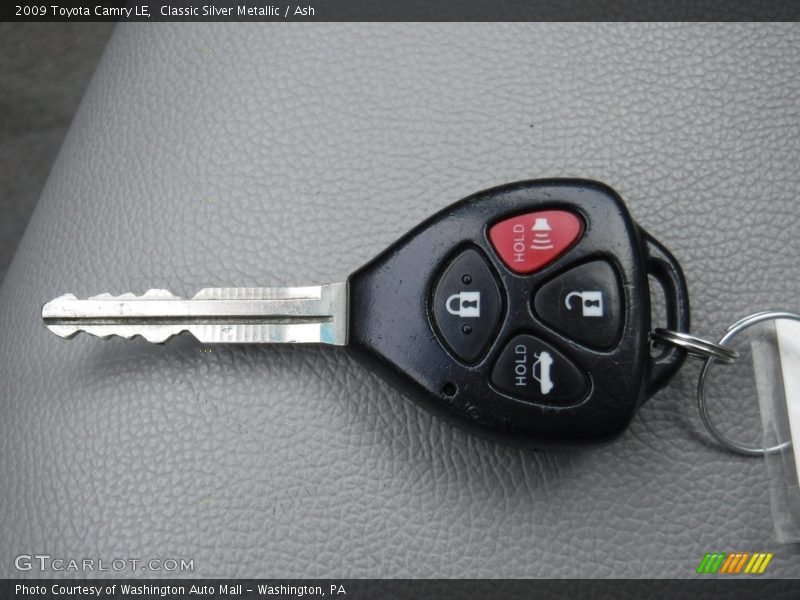 Classic Silver Metallic / Ash 2009 Toyota Camry LE