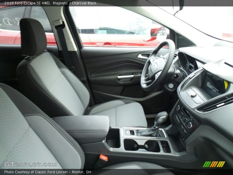 Magnetic / Charcoal Black 2018 Ford Escape SE 4WD