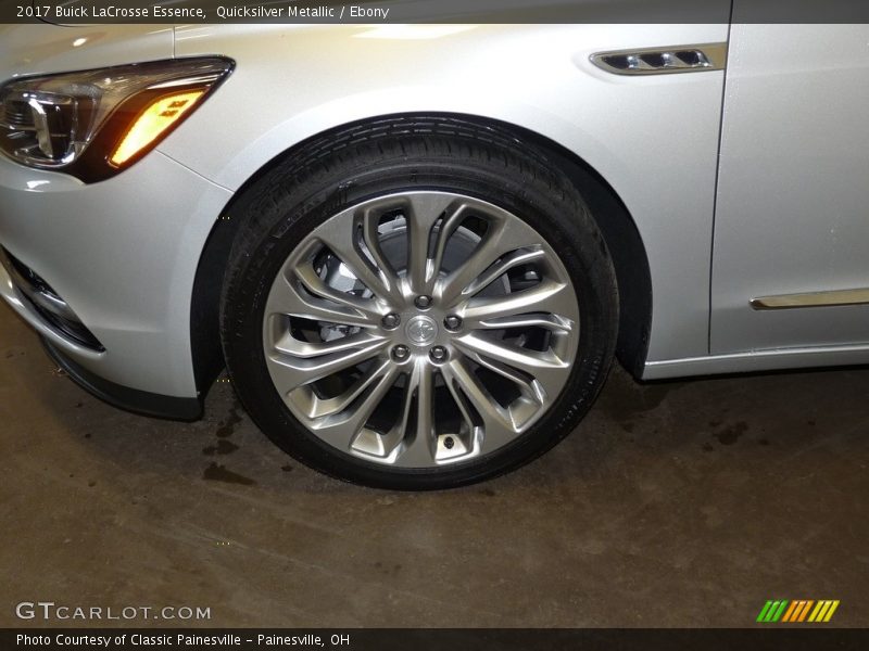 Quicksilver Metallic / Ebony 2017 Buick LaCrosse Essence