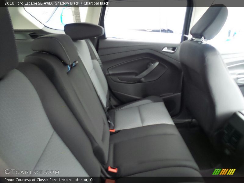 Shadow Black / Charcoal Black 2018 Ford Escape SE 4WD