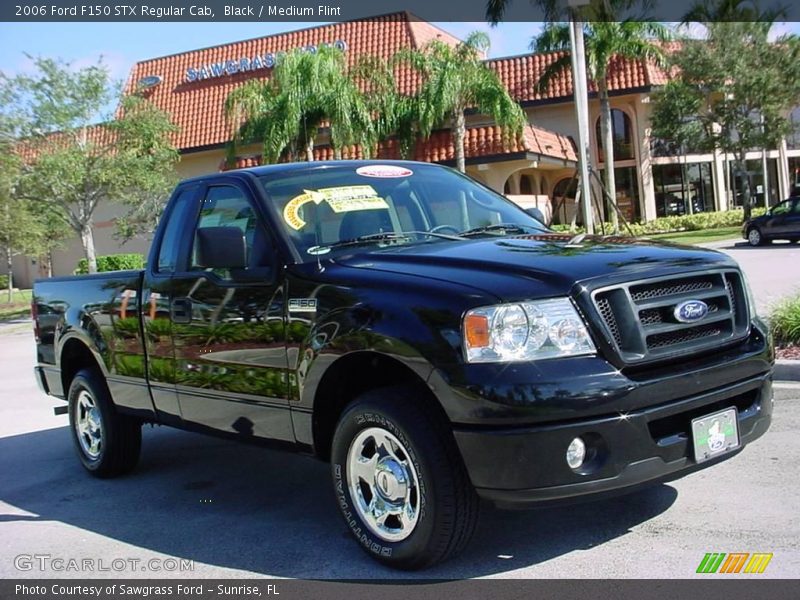 Black / Medium Flint 2006 Ford F150 STX Regular Cab