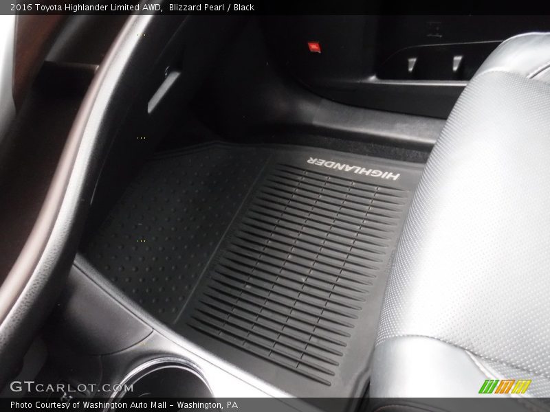 Blizzard Pearl / Black 2016 Toyota Highlander Limited AWD