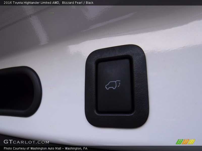 Blizzard Pearl / Black 2016 Toyota Highlander Limited AWD