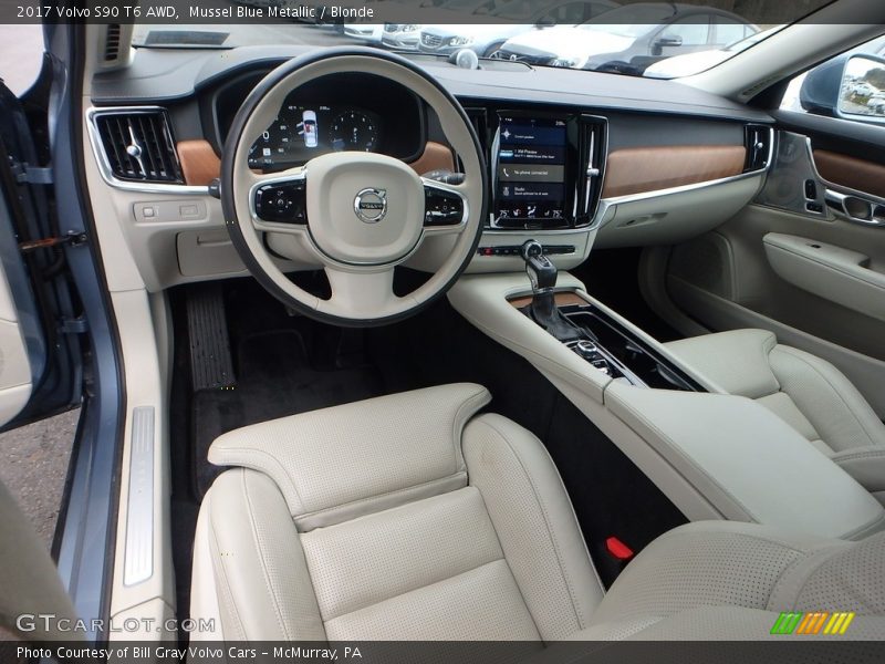 Mussel Blue Metallic / Blonde 2017 Volvo S90 T6 AWD