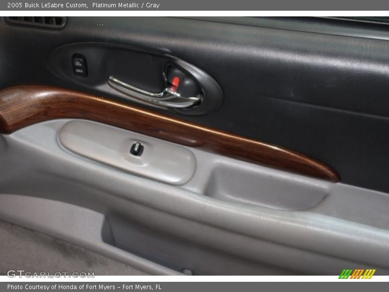 Platinum Metallic / Gray 2005 Buick LeSabre Custom
