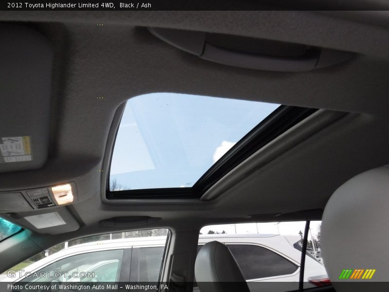 Black / Ash 2012 Toyota Highlander Limited 4WD