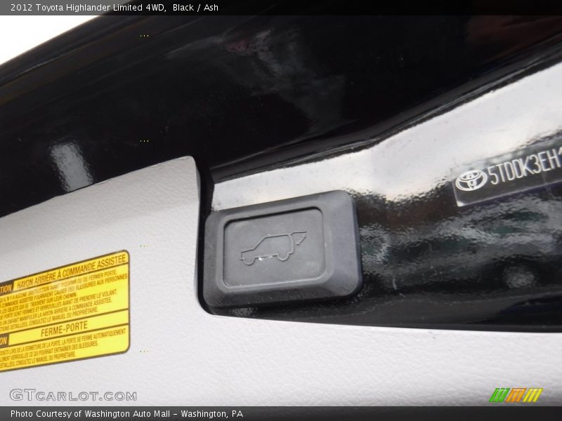 Black / Ash 2012 Toyota Highlander Limited 4WD