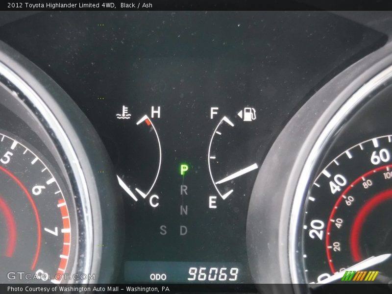 Black / Ash 2012 Toyota Highlander Limited 4WD