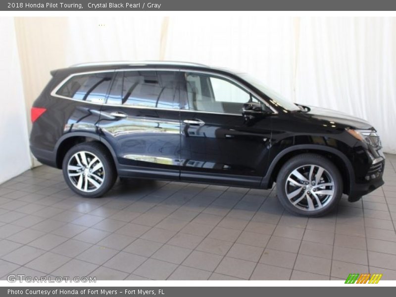 Crystal Black Pearl / Gray 2018 Honda Pilot Touring