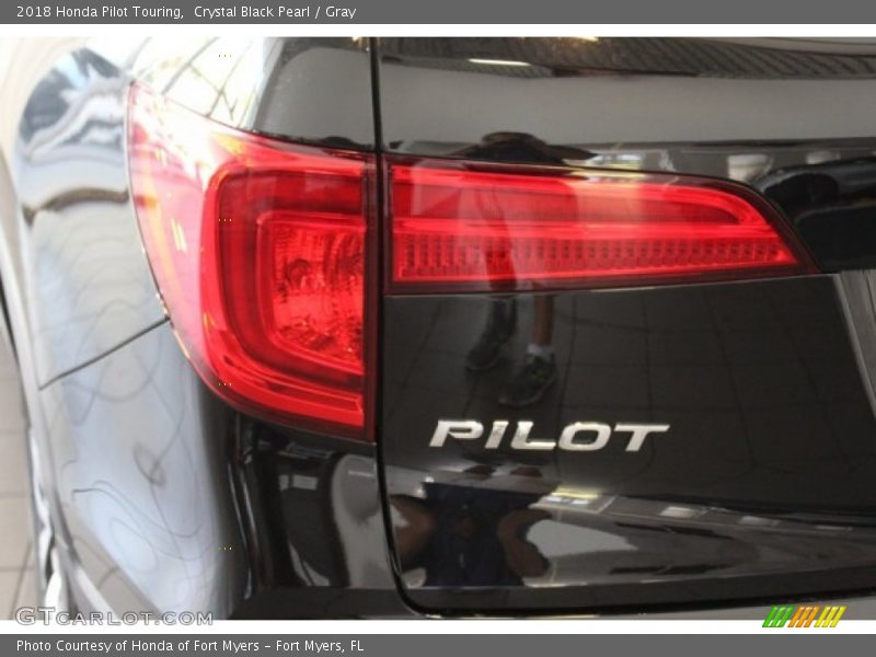 Crystal Black Pearl / Gray 2018 Honda Pilot Touring