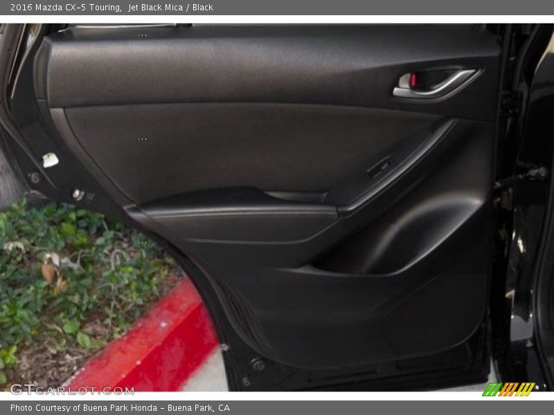Jet Black Mica / Black 2016 Mazda CX-5 Touring