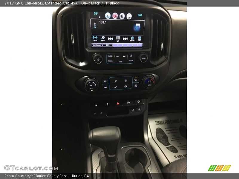Onyx Black / Jet Black 2017 GMC Canyon SLE Extended Cab 4x4