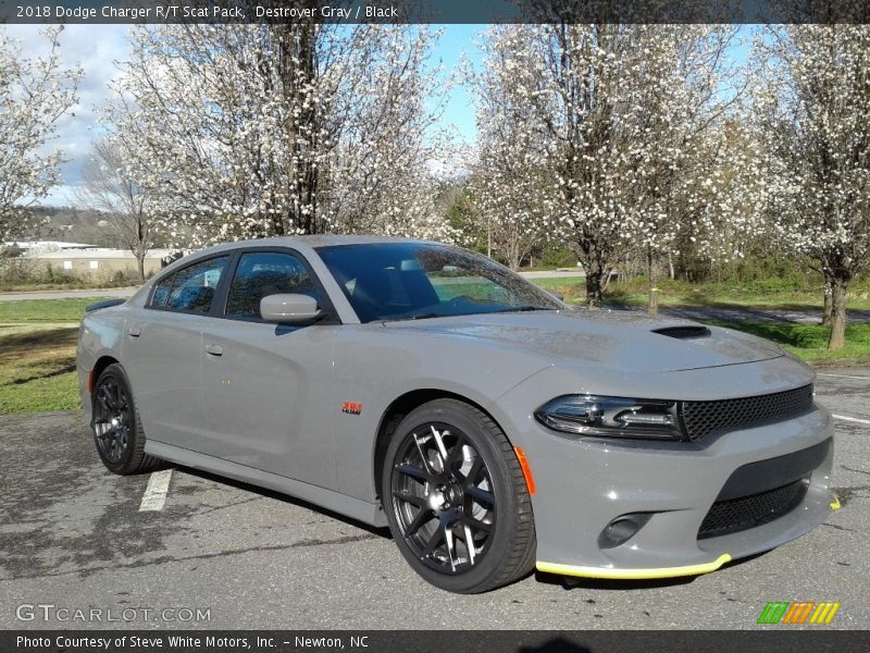 Destroyer Gray / Black 2018 Dodge Charger R/T Scat Pack
