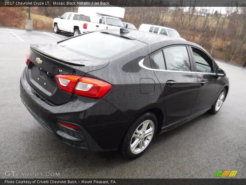 Mosaic Black Metallic / Jet Black 2017 Chevrolet Cruze LT