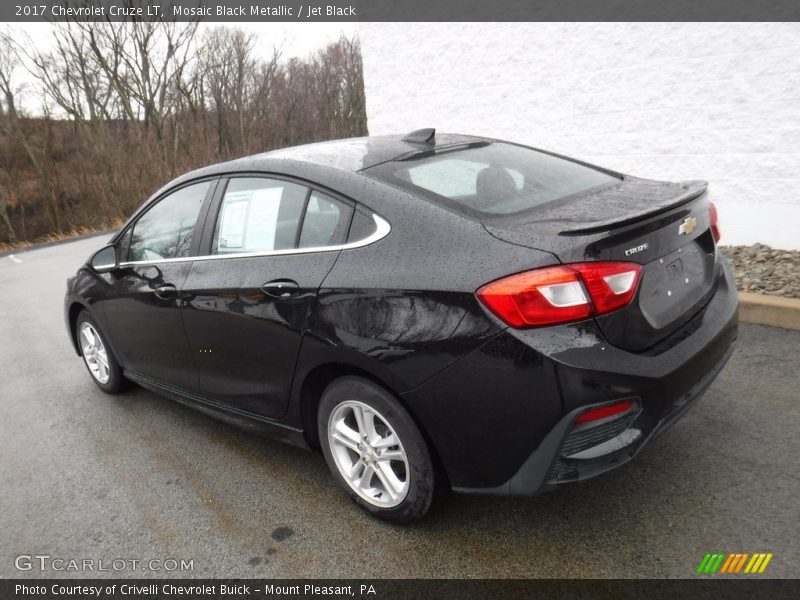 Mosaic Black Metallic / Jet Black 2017 Chevrolet Cruze LT