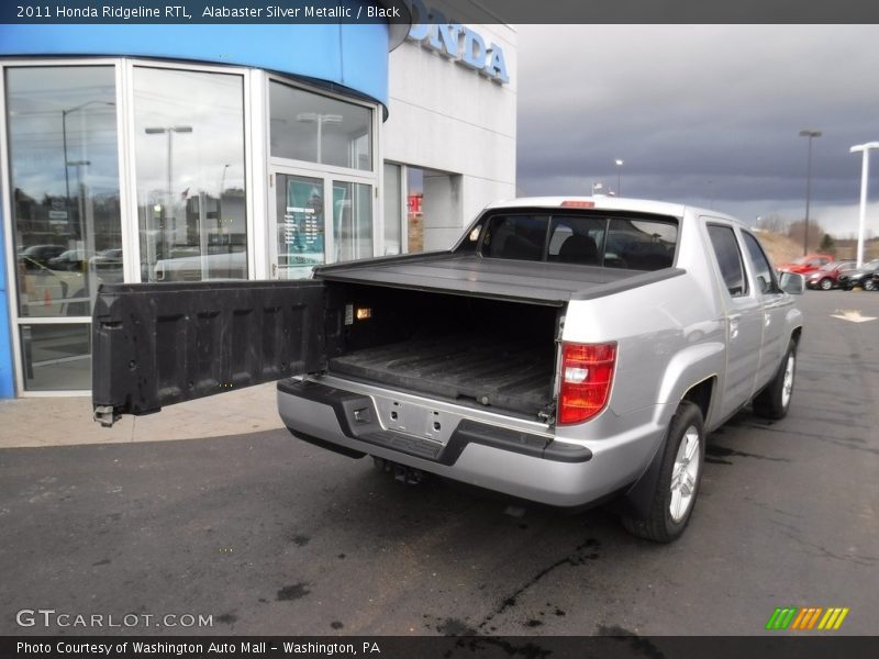 Alabaster Silver Metallic / Black 2011 Honda Ridgeline RTL