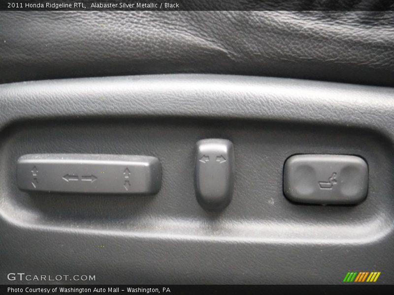 Alabaster Silver Metallic / Black 2011 Honda Ridgeline RTL