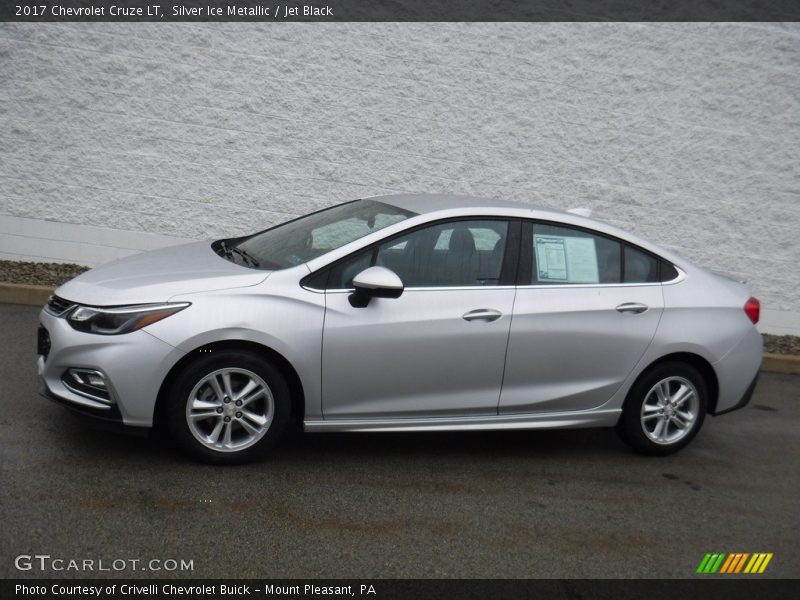 Silver Ice Metallic / Jet Black 2017 Chevrolet Cruze LT