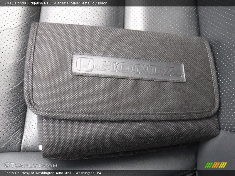 Alabaster Silver Metallic / Black 2011 Honda Ridgeline RTL