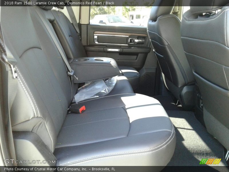 Delmonico Red Pearl / Black 2018 Ram 1500 Laramie Crew Cab