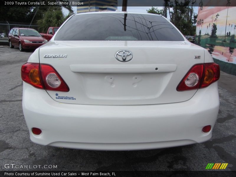 Super White / Bisque 2009 Toyota Corolla LE