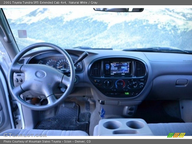 Natural White / Gray 2001 Toyota Tundra SR5 Extended Cab 4x4