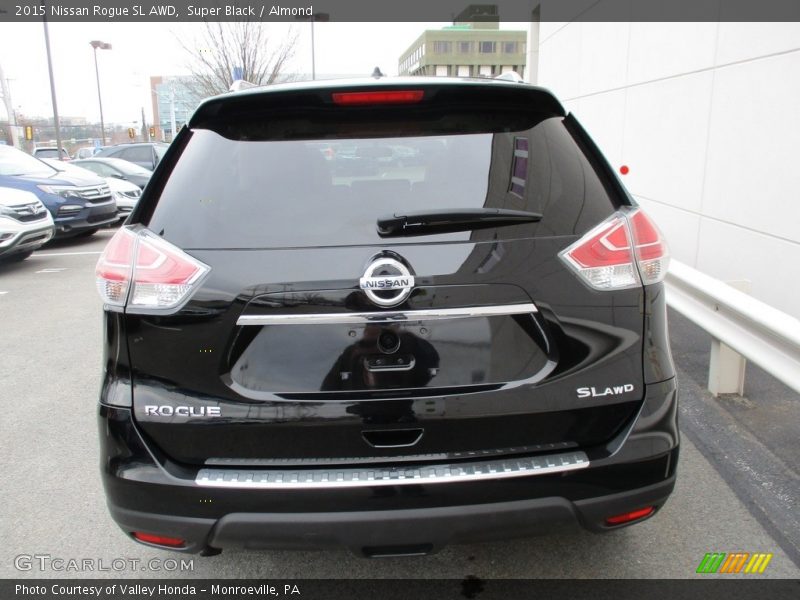 Super Black / Almond 2015 Nissan Rogue SL AWD