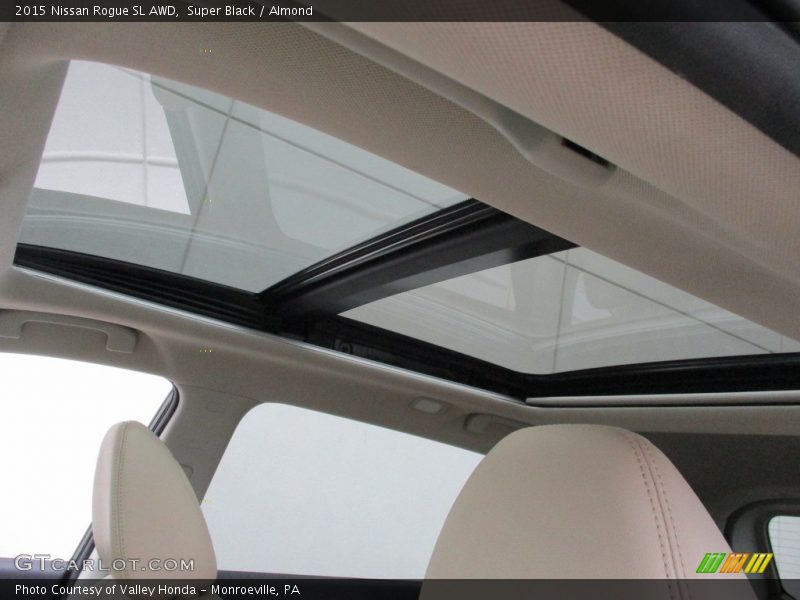 Super Black / Almond 2015 Nissan Rogue SL AWD