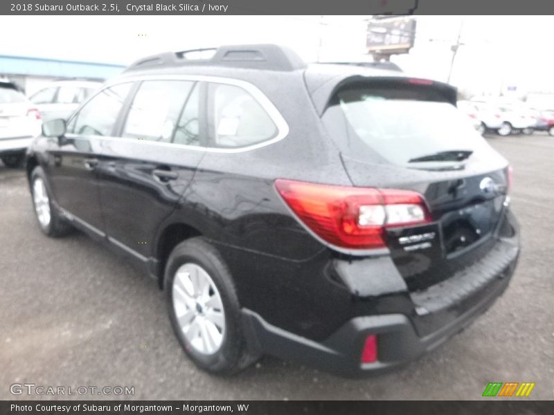 Crystal Black Silica / Ivory 2018 Subaru Outback 2.5i