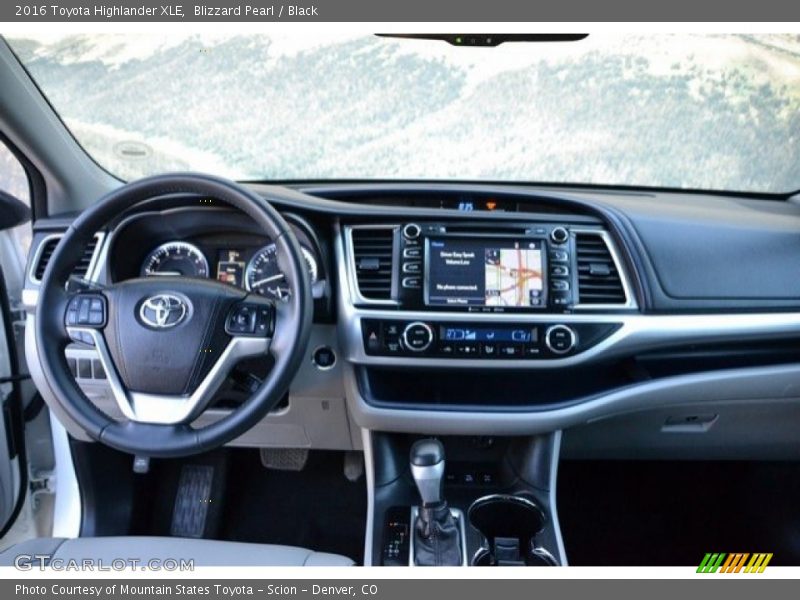 Blizzard Pearl / Black 2016 Toyota Highlander XLE