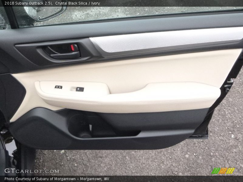Crystal Black Silica / Ivory 2018 Subaru Outback 2.5i