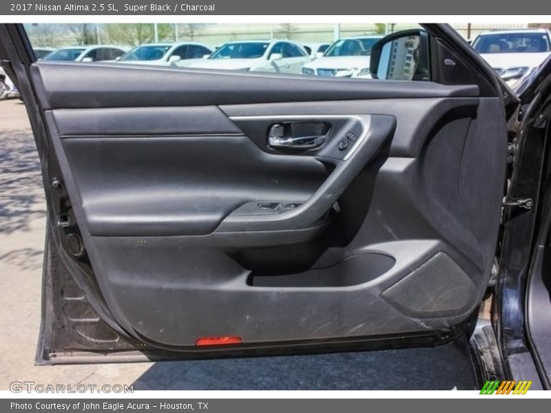 Super Black / Charcoal 2017 Nissan Altima 2.5 SL