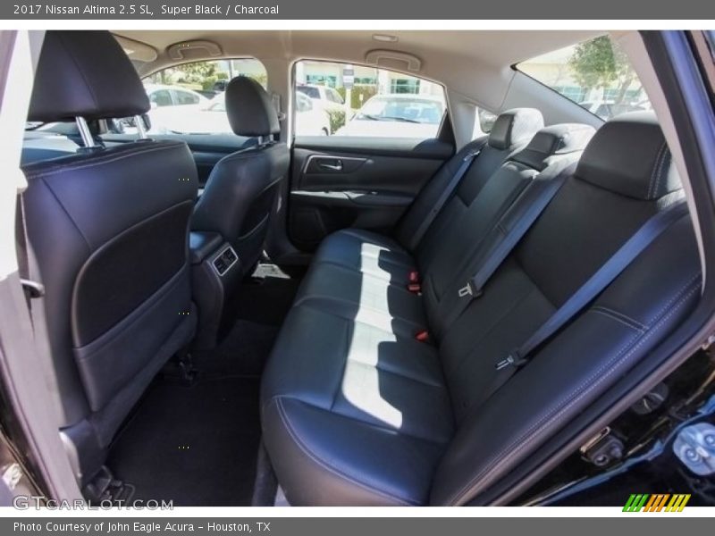 Super Black / Charcoal 2017 Nissan Altima 2.5 SL
