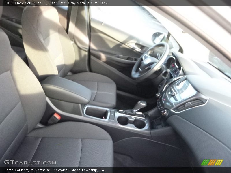 Satin Steel Gray Metallic / Jet Black 2018 Chevrolet Cruze LT
