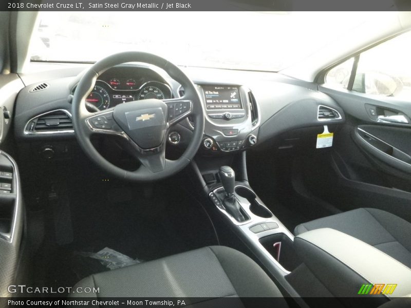 Satin Steel Gray Metallic / Jet Black 2018 Chevrolet Cruze LT