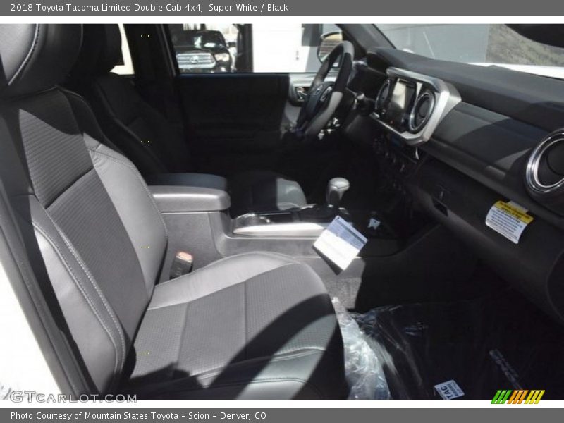 Super White / Black 2018 Toyota Tacoma Limited Double Cab 4x4