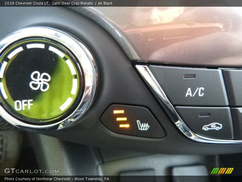 Satin Steel Gray Metallic / Jet Black 2018 Chevrolet Cruze LT