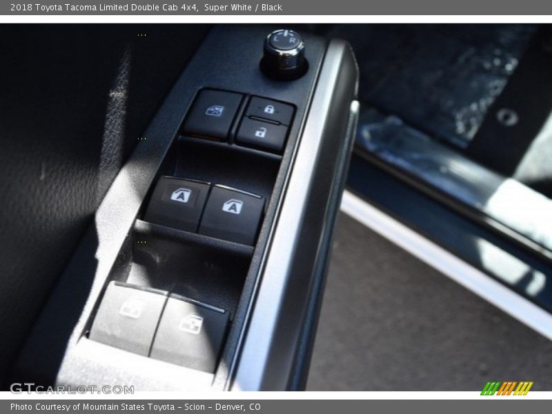 Super White / Black 2018 Toyota Tacoma Limited Double Cab 4x4