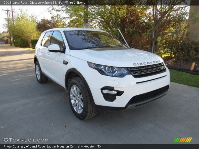 Fuji White / Ebony 2018 Land Rover Discovery Sport SE