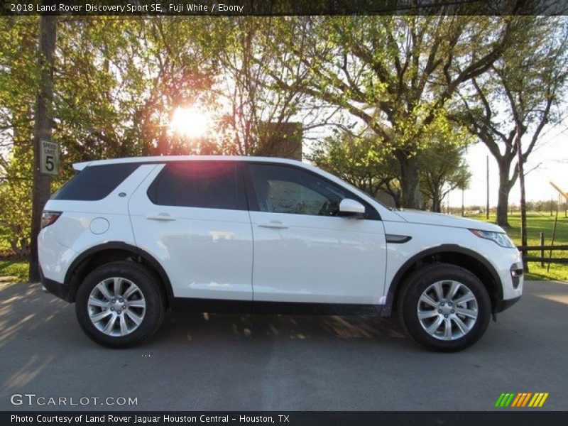 Fuji White / Ebony 2018 Land Rover Discovery Sport SE