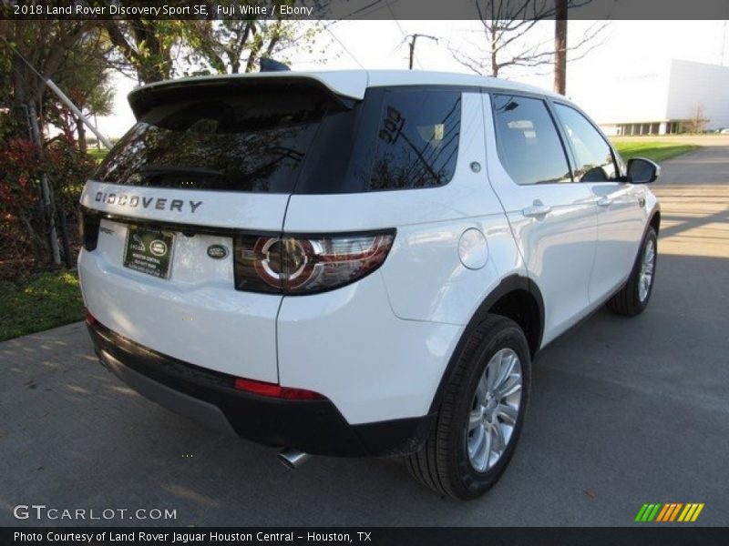 Fuji White / Ebony 2018 Land Rover Discovery Sport SE