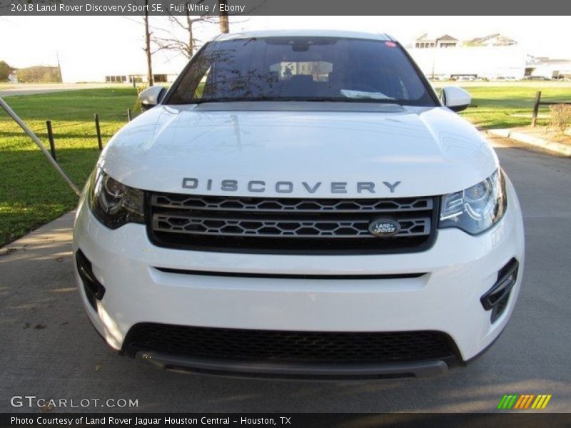 Fuji White / Ebony 2018 Land Rover Discovery Sport SE