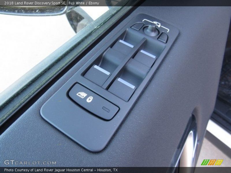 Fuji White / Ebony 2018 Land Rover Discovery Sport SE