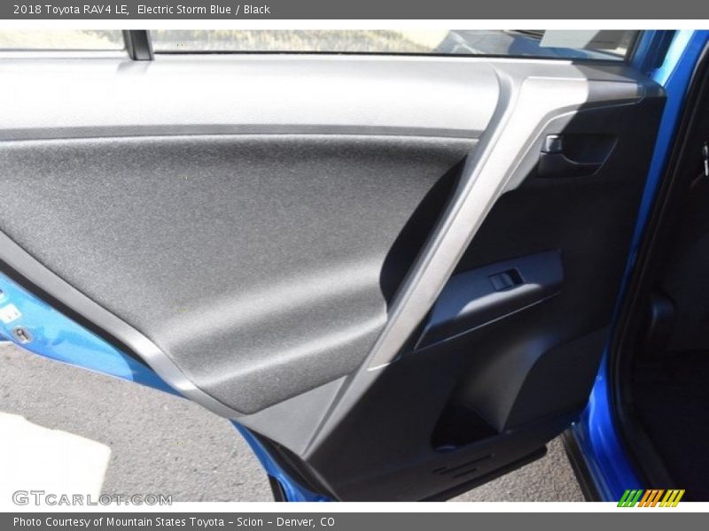 Electric Storm Blue / Black 2018 Toyota RAV4 LE