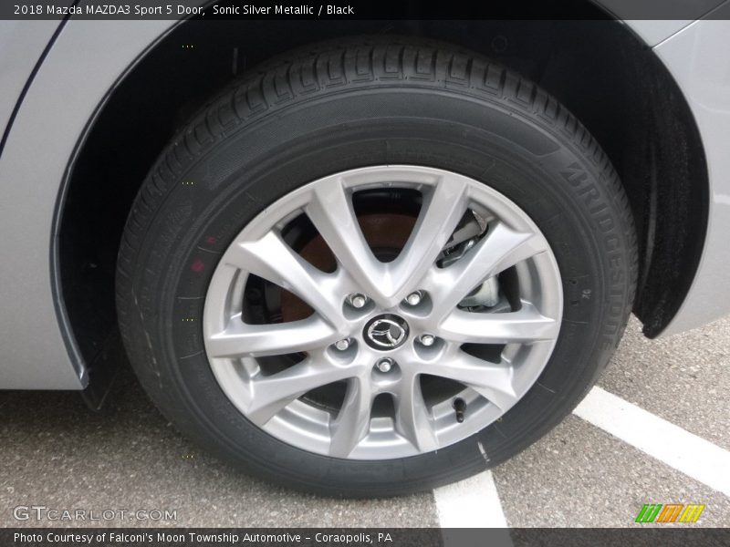 Sonic Silver Metallic / Black 2018 Mazda MAZDA3 Sport 5 Door