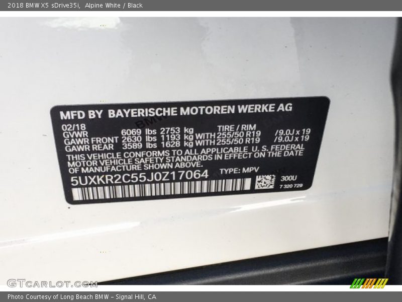 Alpine White / Black 2018 BMW X5 sDrive35i