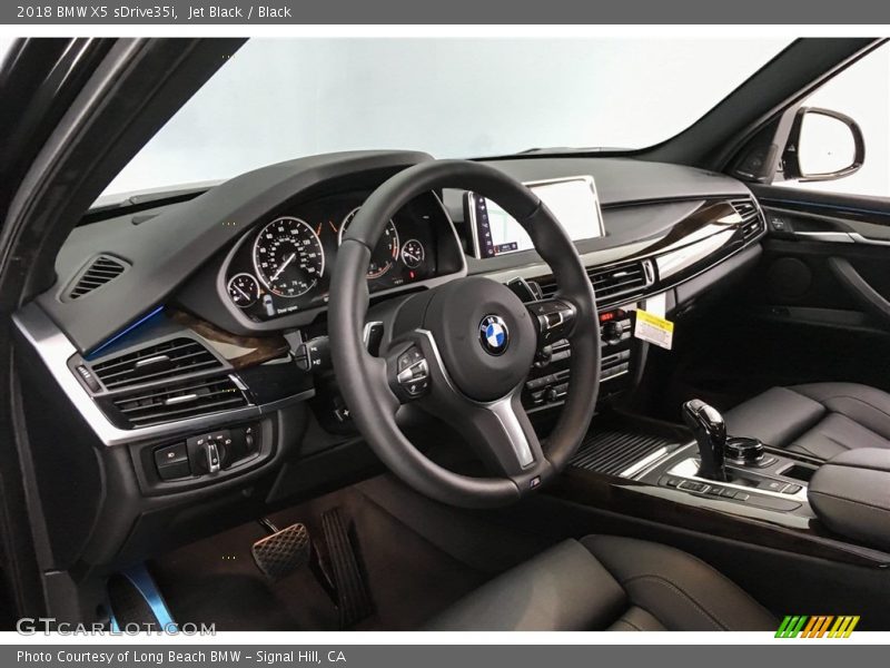 Jet Black / Black 2018 BMW X5 sDrive35i